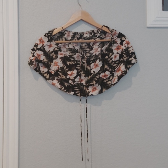 VOLCOM 2-pc Floral Jumpsuit - Picture 4 of 7